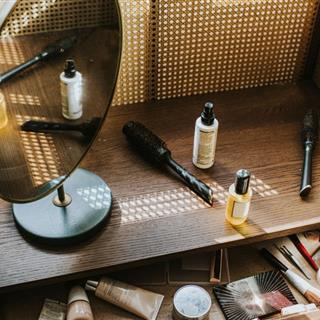  آرایشی و بهداشتی