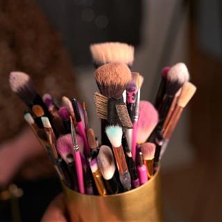  آرایشی و بهداشتی