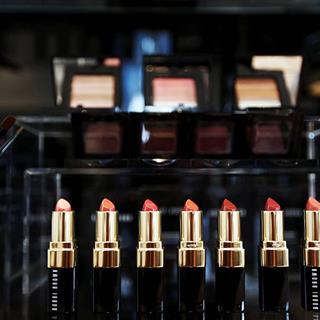  آرایشی و بهداشتی