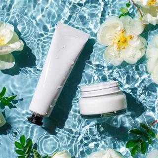  آرایشی و بهداشتی