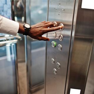 برنامه نویسی سایت آسانسور