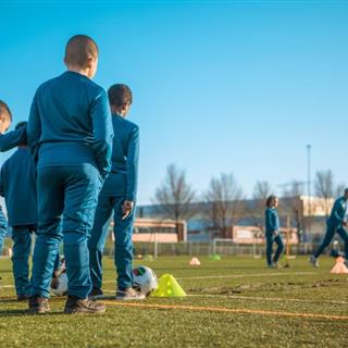 مدرسه فوتبال